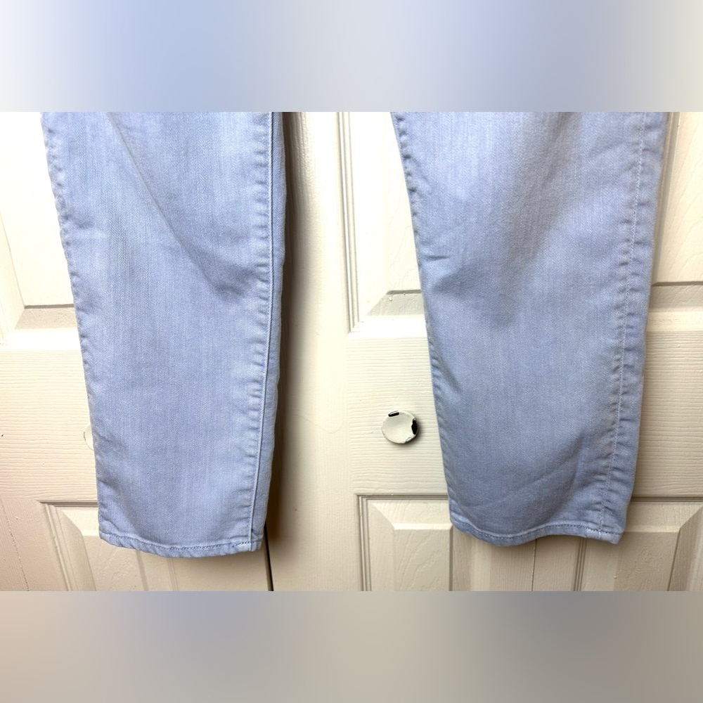 GAP 1969 Sexy Boyfriend Jeans Light Blue Shirtting Wash Mid Rise Cuffed Roll Up - Picture 4 of 10